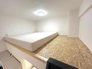 Pronájem bytu 1+kk, Praha - Radotín, Vrážská, 27 m2