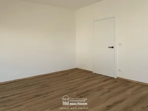 Pronájem bytu 2+kk, Hranice - Hranice I-Město, Pernštejnské náměstí, 53 m2