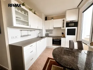 Prodej bytu 3+1, Praha - Střížkov, Střížkovská, 66 m2