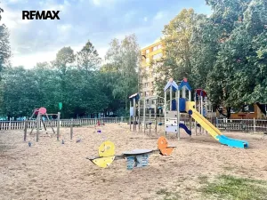 Prodej bytu 3+1, Praha - Prosek, Veltruská, 58 m2