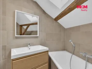 Prodej rodinného domu, Radim - Lháň, 180 m2