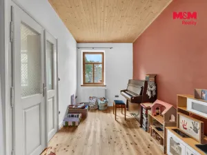 Prodej rodinného domu, Radim - Lháň, 180 m2