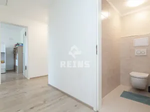 Prodej bytu 4+kk, Praha - Horní Měcholupy, Hornoměcholupská, 146 m2