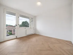 Prodej bytu 3+1, Rokycany, K Řece, 70 m2
