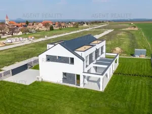 Prodej rodinného domu, Slaný, 156 m2