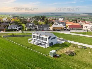 Prodej rodinného domu, Slaný, 156 m2