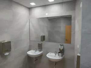 Pronájem kanceláře, Brno, Heršpická, 668 m2
