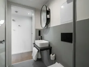 Prodej bytu 1+kk, Praha - Karlín, Prvního pluku, 31 m2