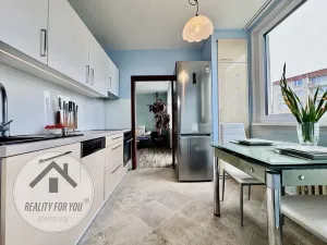 Prodej bytu 3+1, Praha - Hlubočepy, Högerova, 77 m2