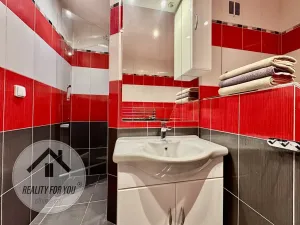 Prodej bytu 3+1, Praha - Hlubočepy, Högerova, 77 m2