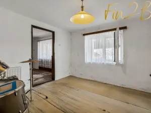 Prodej rodinného domu, Líšťany, V Poustkách, 61 m2