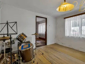 Prodej rodinného domu, Líšťany, V Poustkách, 61 m2
