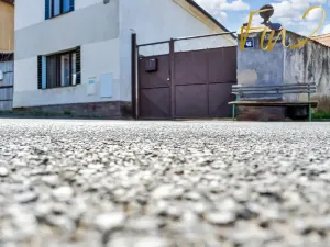 Prodej rodinného domu, Líšťany, V Poustkách, 61 m2