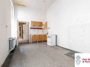 Prodej obchodního prostoru, Rakovník, Husovo náměstí, 622 m2