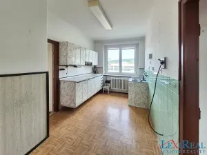 Prodej bytu 3+1, Beroun, Lidická, 86 m2
