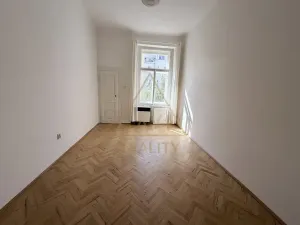 Pronájem bytu 3+1, Praha - Vinohrady, Na Švihance, 89 m2
