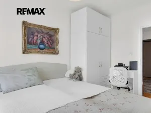 Prodej bytu 2+kk, Praha - Horní Měcholupy, Neapolská, 43 m2
