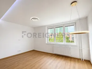 Pronájem bytu 2+kk, Brno, Valtická, 40 m2