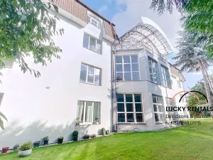 Pronájem bytu 2+kk, Průhonice, U Křížku, 44 m2