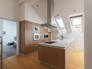 Pronájem bytu 4+kk, Praha - Smíchov, Kroftova, 182 m2