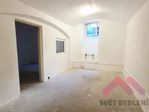 Pronájem výrobních prostor, Praha - Bubeneč, Čechova, 28 m2