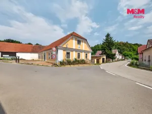 Prodej rodinného domu, Uzeničky - Černívsko, 163 m2