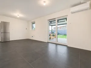 Prodej rodinného domu, Holubice, 115 m2