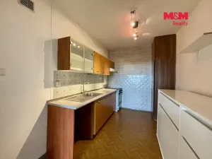 Prodej bytu 3+1, Praha - Kamýk, Papírníkova, 66 m2