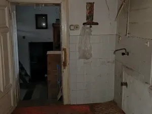 Pronájem skladu, Šumice, 141 m2