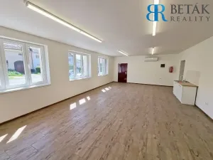 Pronájem obchodního prostoru, Přestavlky, 142 m2