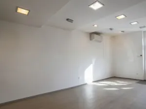 Pronájem obchodního prostoru, Říčany, 17. listopadu, 61 m2