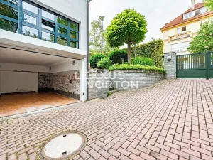 Pronájem bytu 3+1, Praha - Střešovice, Malá, 109 m2