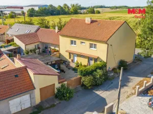 Prodej rodinného domu, Černuc, 185 m2