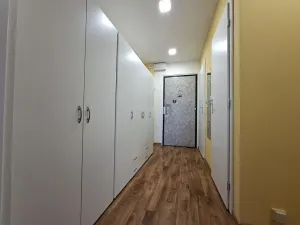Pronájem bytu 2+kk, Praha - Černý Most, Vašátkova, 43 m2