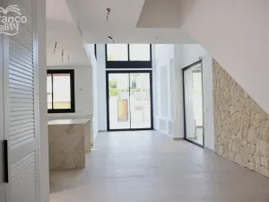 Prodej rodinného domu, Alfas del Pi, Alicante, Španělsko, 203 m2