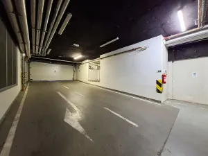 Pronájem bytu 1+kk, Praha - Kamýk, Novodvorská, 32 m2