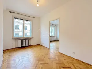 Pronájem bytu 2+kk, Praha - Holešovice, Dobrovského, 44 m2