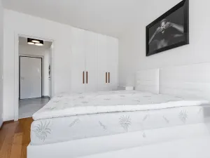 Pronájem bytu 2+kk, Praha - Košíře, Naskové, 53 m2