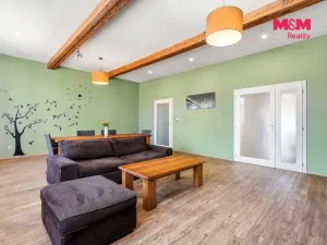 Prodej rodinného domu, Semčice, 239 m2