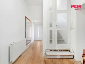 Prodej rodinného domu, Semčice, 239 m2