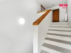 Prodej rodinného domu, Semčice, 239 m2