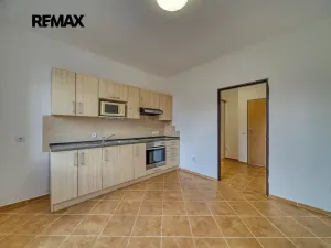 Pronájem bytu 1+1, Poděbrady, Minidova, 47 m2