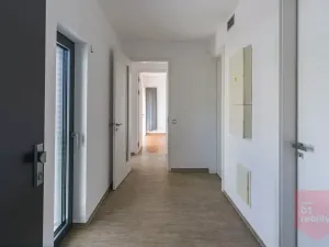 Prodej bytu 2+kk, Praha - Klánovice, Slavětínská, 79 m2