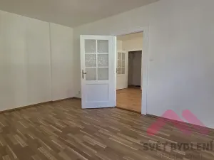 Pronájem bytu 2+kk, Praha - Řepy, Čistovická, 38 m2