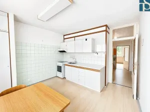 Prodej bytu 3+1, Praha - Točná, K Závorám, 75 m2