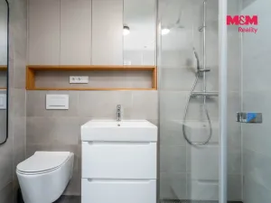 Prodej bytu 2+kk, Hradec Králové - Pražské Předměstí, Gočárova třída, 48 m2