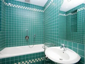 Pronájem bytu 3+1, Praha - Nové Město, Odborů, 81 m2