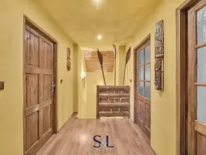 Prodej vícegeneračního domu, Heřmanice, 470 m2