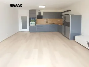 Pronájem bytu 2+kk, Plzeň, Inženýrská, 14304 m2