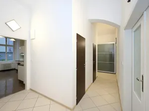 Pronájem bytu 3+1, Praha - Smíchov, Kroftova, 84 m2